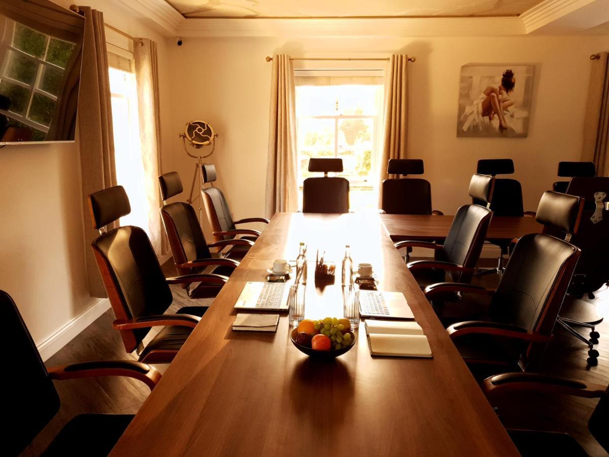 קובנטרי The Old Hall Hotel מראה חיצוני תמונה